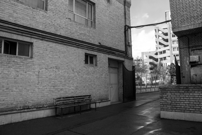 مجموعه عکس خانم فاطمه فقیهی با عنوان: اینجا دانشگاه امیرکبیر نیست!