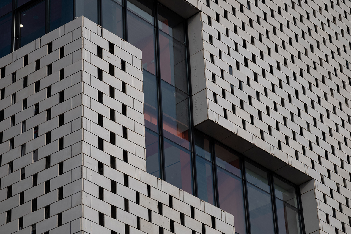 مجموعه عکس خانم عاطفه عباسی با عنوان: پلاسکو